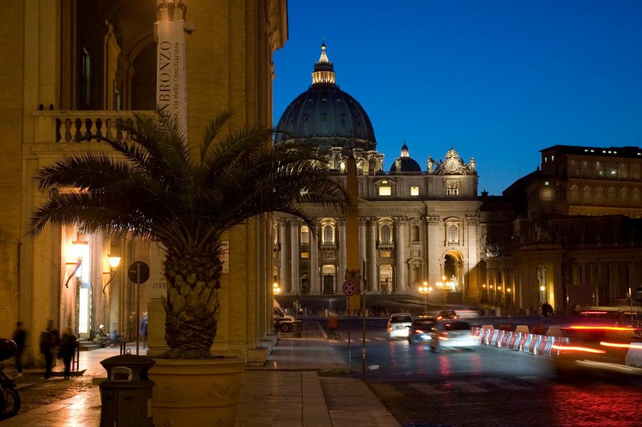 Отель Palazzo Cardinal Cesi Рим Экстерьер фото